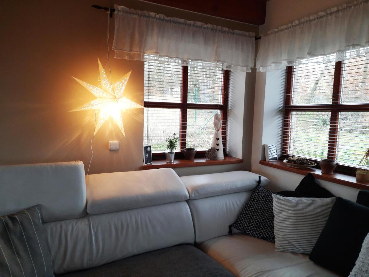 Chata nad lázeňským údolím Luhačovice Esterno foto